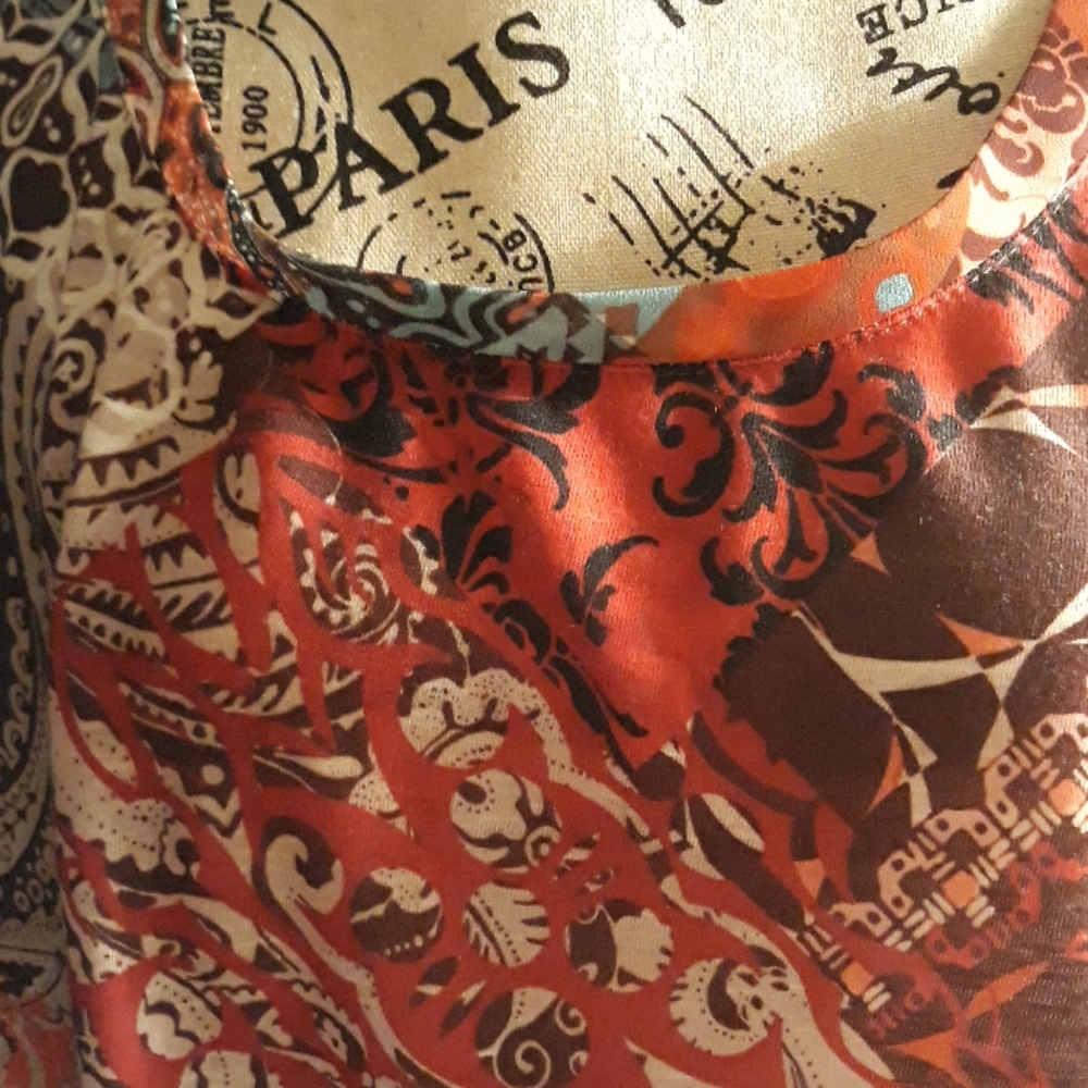 Blouse - Picture 2 of 3